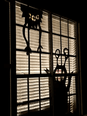 cheap diy halloween decorations - window monsters